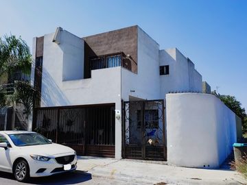VENTA DE CASA EN QUETZAL, GUADALUPE, NL