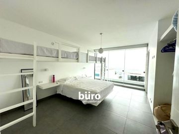 HERMOSA CASA DE PLAYA EN VENTA CONDOMINIO PLAYA LOMAS DEL MAR 4 DORM FRENTE MAR