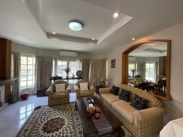 Spacious private house in Lanna Pinery Village