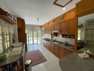 Spacious private house in Lanna Pinery Village
