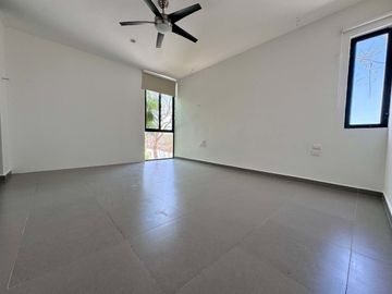 Casa en Venta en Privada San José Tulipanes, Cholul
