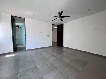 Casa en Venta en Privada San José Tulipanes, Cholul