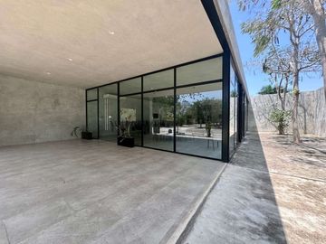 Casa en Venta en Privada San José Tulipanes, Cholul