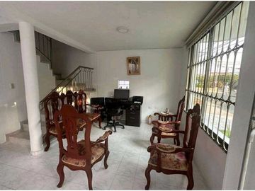 Se vende casa urbanización los angeles