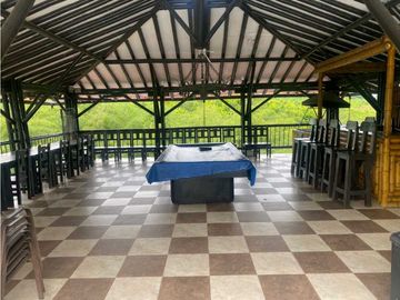 SE VENDE CHALET TURISTICO CERCA A MONTENEGRO