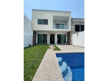 Casa Sola Nueva en Venta en Residencial a 5 min de Cuernavaca