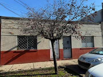 CASA QUINTA NORMAL  /944 -946