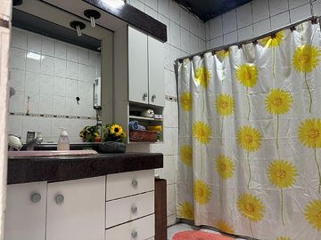 CASA QUINTA NORMAL  /944 -946