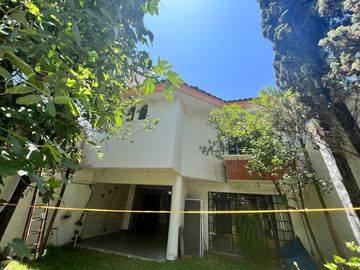 CASA EN VENTA  EN ARCOS DE GUADALUPE ZAPOPAN