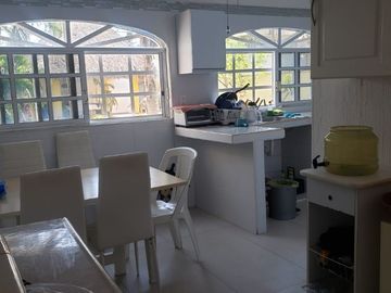 BONITA CASA EN VENTA O EN RENTA PARA OFICINA. REDUCCION DE PRECIO