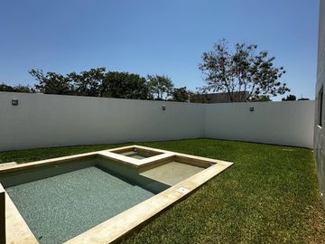 Vive dentro de privada en casa Smart. | Cuenta con estudio