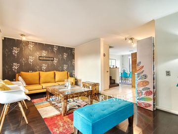 Venta de Casa en Peñalolén, cerca del Metro y Colegios