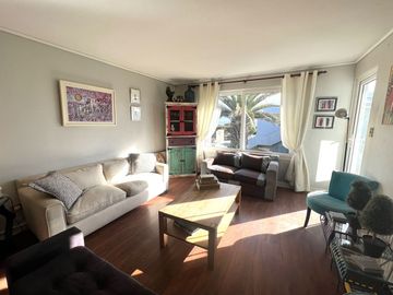 Departamento  duplex primera línea con  vista al mar.