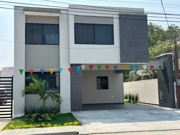 CONJUNTO DE 6 CASAS EN VENTA COL. AMPLIACION UNIDAD NACIONAL CIUDAD MADERO