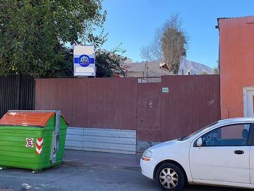 CASA CON TERRENO PARA INVERSIÓN LOS CARRERAS - CENTRO COPIAP