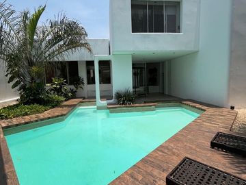 Casa en Venta en Mérida, Colonia Campestre
