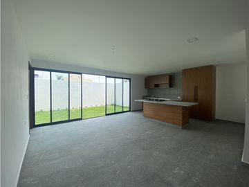 CASA EN VENTA LOMAS DE ANGELÓPOLIS PARQUE TLAXCALA