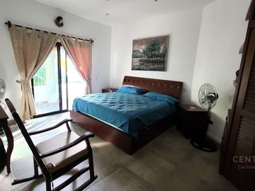 Villa de 5 rec en  venta en Rsidencial Campestre en Playa del Carmen P4184