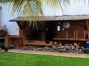 Villa de 5 rec en  venta en Rsidencial Campestre en Playa del Carmen P4184
