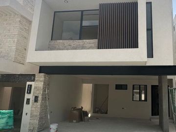 CASA VENTA jaras los cristales CARRETERA NACIONAL MONTERREY