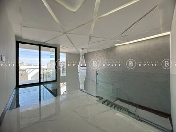 CASA EN VENTA EN LOMAS DE SAN CHARBEL