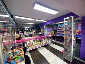 Venta casa 4 rentas y local comercial sector la sultana