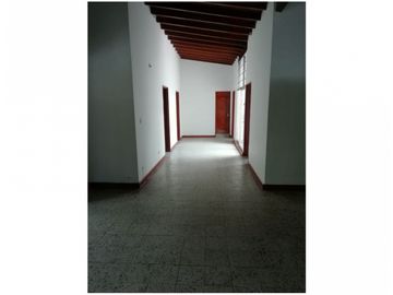 Apartamento en Venta, Santa Lucía en la Comuna 12 de Medellín