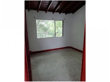 Apartamento en Venta, Santa Lucía en la Comuna 12 de Medellín