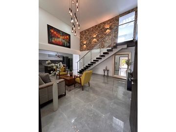 SE VENDE CASA CAMPESTRE EN CONJUNTO CERRADO EN CERRITOS
