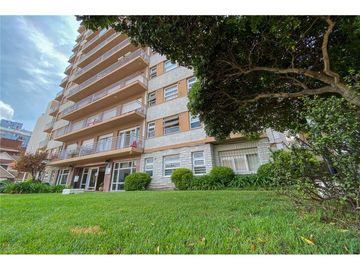 Departamento 2 ambientes Playa Grande