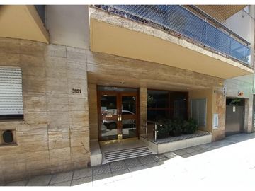 Departamento 3 ambientes con dependencia. U$S 85.000.-