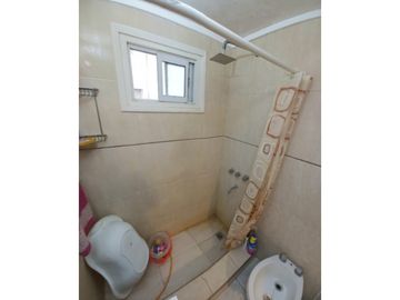 Departamento 3 ambientes con dependencia. U$S 85.000.-