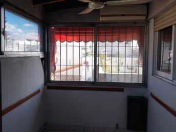 Casa PH en venta en Wilde