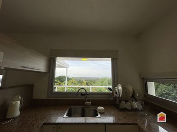Casa en venta de 2 dormitorios y escritorio c/ cochera en Mendiolaza