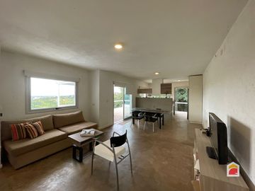 Casa en venta de 2 dormitorios y escritorio c/ cochera en Mendiolaza