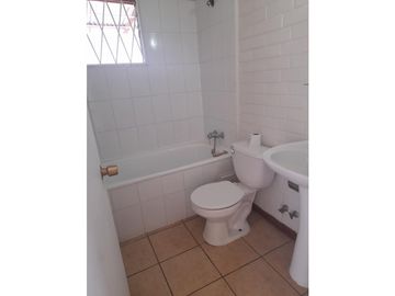 SE VENDE LINDA Y AMPLIA CASA UBICADA EN LAS AMERICAS, VILLA ALEMANA