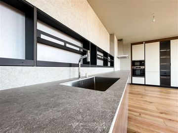 Departamento en Venta en Vespucio Norte , Vitacura - Con pisicina privada