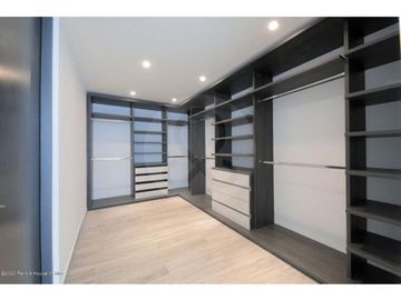 Casa en condominio en venta en Bosque Real