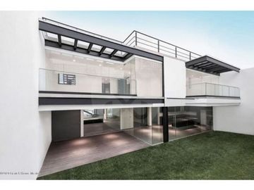 Casa en condominio en venta en Bosque Real