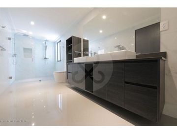Casa en condominio en venta en Bosque Real
