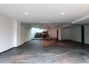 Casa en condominio en venta en Bosque Real