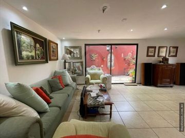 Casa en venta en Barrio Santa Catarina