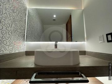 Casa en venta en Lomas Quebradas