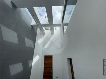 Casa en venta en Lomas Quebradas