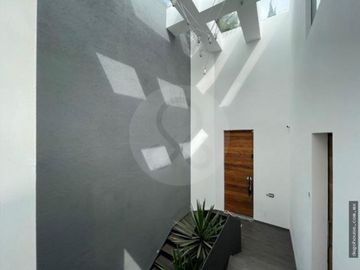 Casa en venta en Lomas Quebradas