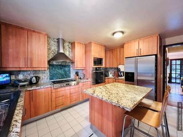 Casa en venta en Jardines en la Montaña