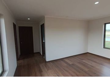 Venta Casa en Chillán Camino a Cato 3 baños