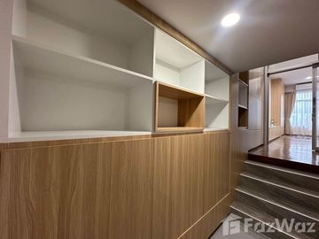 4 Bedroom Townhouse for sale in Suthep, Chiang Mai
