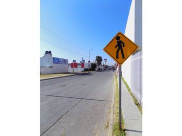 Departamentos dúplex en venta en conjunto zona Col. San Ramón, Puebla.
