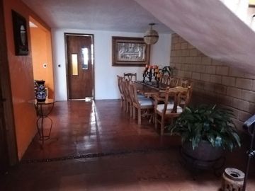 Amplia casa en Santa Ana Tlapaltitlan